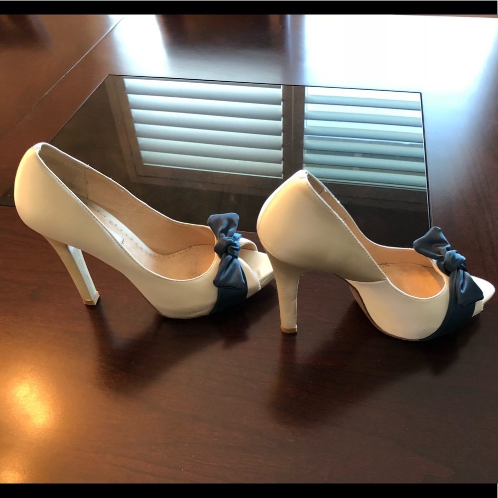 Love Gardenia Dalia Heels